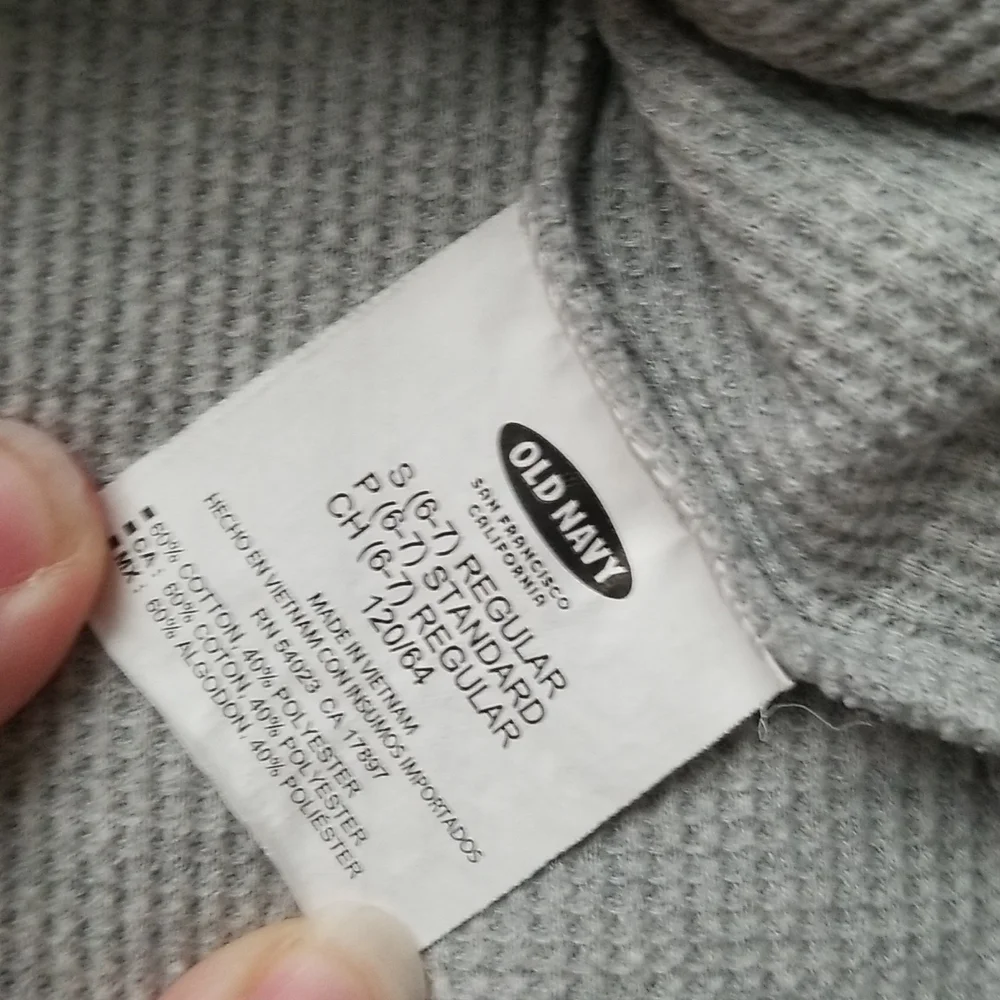Old Navy Boy's Knit Long Sleeve Shirt